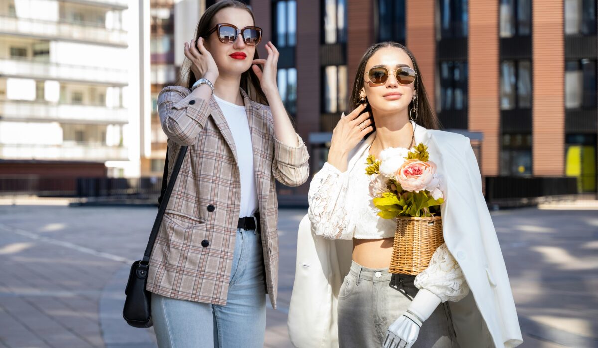 2026 fashion trends hot not — 2026 Fashion Trends Hot Not: Ultimate Guide — Photo by Mikhail Nilov on Pexels