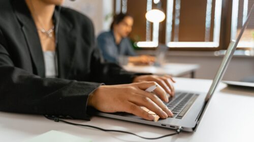 Best Autonomous AI Assistants 2026 — Best Autonomous AI Assistants 2026: Top 7 Options — Photo by MART PRODUCTION on Pexels