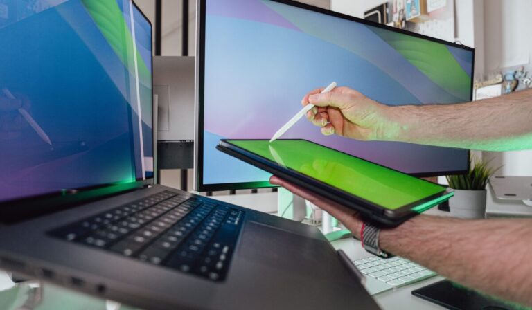 Top Software for Business Scaling 2026 — Top Software for Business Scaling 2026: 5 Essential Innovations — Photo by Jakub Zerdzicki on Pexels