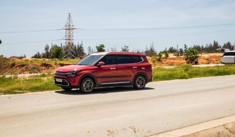 best used family SUVs 2026 — Best Used Family SUVs 2026: Top 5 Expert Picks — Photo by Tường Chopper on Pexels