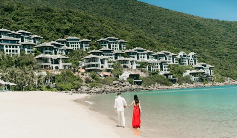Top Luxury Travel Experiences Asia 2026 — Top Luxury Travel Experiences Asia 2026: 5 Exclusive Journeys — Photo by Trần Long on Pexels