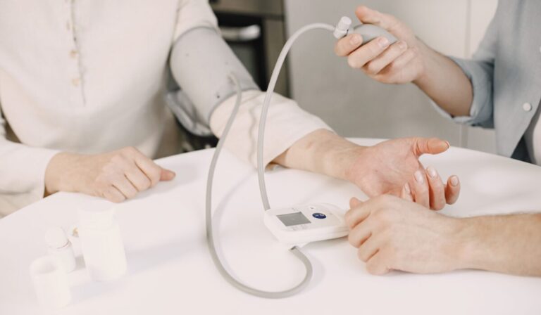 Essential Health Screenings 2026 — Top 5 Essential Health Screenings 2026 — Photo by Gustavo Fring on Pexels