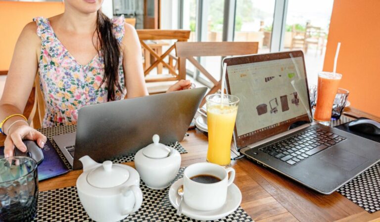 Remote Work Lifestyle Tips — Remote Work Lifestyle Tips: Top 5 for 2026 — Photo by Atlantic Ambience on Pexels