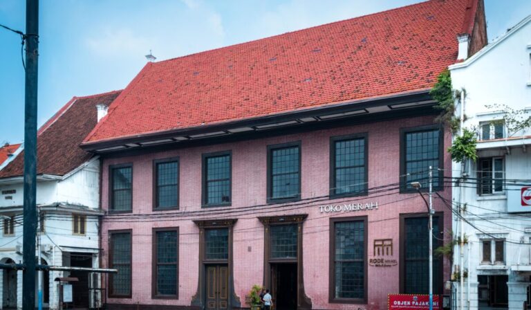 Top Cities Stunning Architecture 2026 — Top Cities Stunning Architecture 2026: 5 Best Picks — Photo by Andri Wijayanto on Pexels