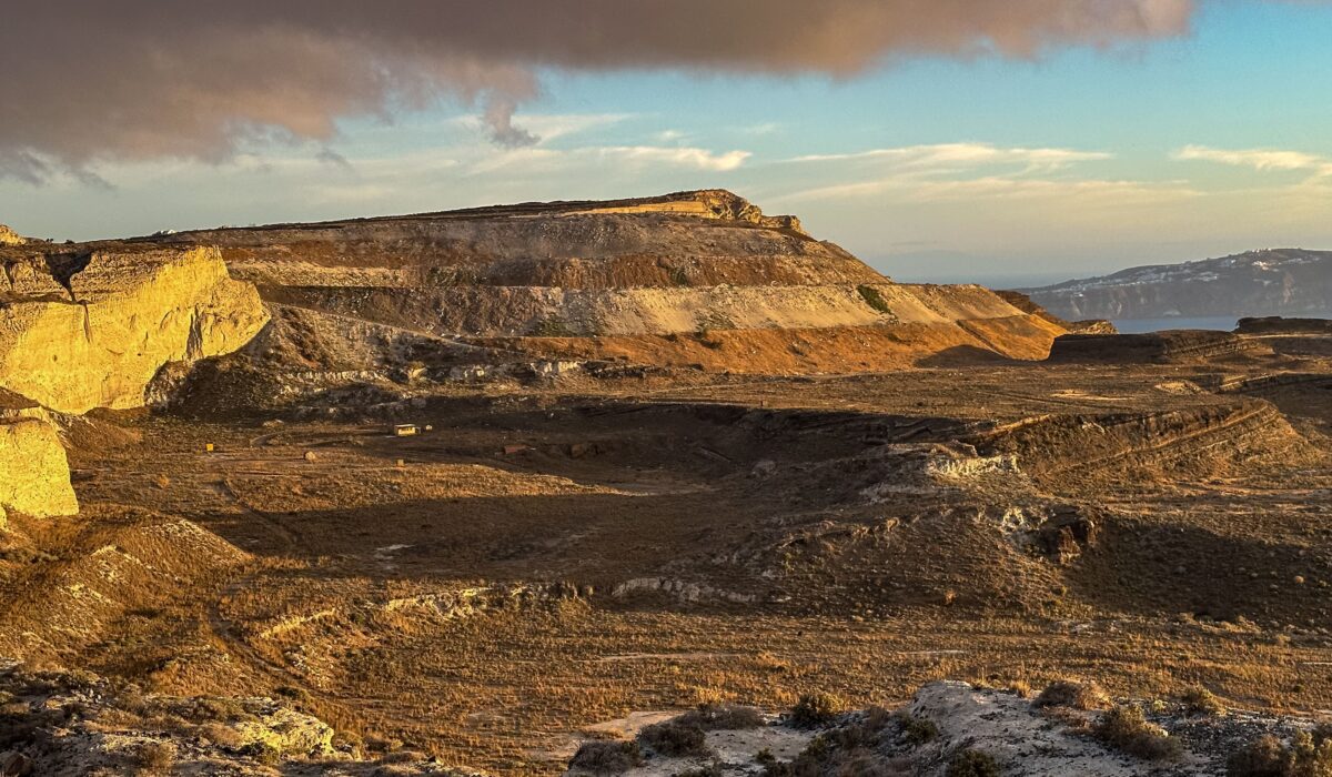 Top Natural Landscapes 2026 — Top Natural Landscapes 2026: 5 Essential Explorer Sights — Photo by Mihaela Claudia Puscas on Pexels