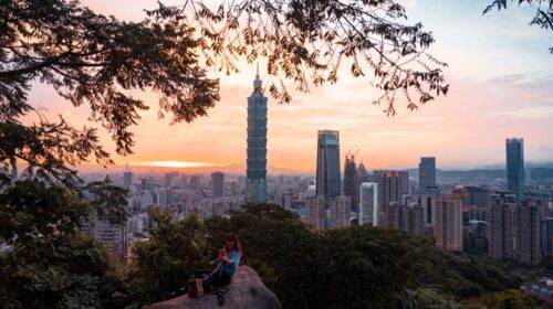 Top 5 American Destinations for Digital Nomads 2026 — Top 5 American Destinations for Digital Nomads 2026 — Photo by Jimmy Liao on Pexels