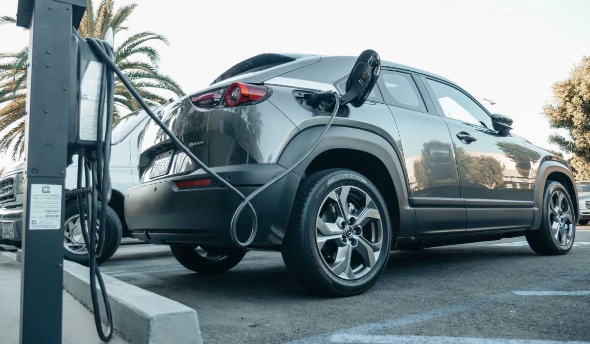 Top electric SUVs 2026 — Top 7 Electric SUVs 2026: Essential Buyer's Guide — Photo by Kindel Media on Pexels
