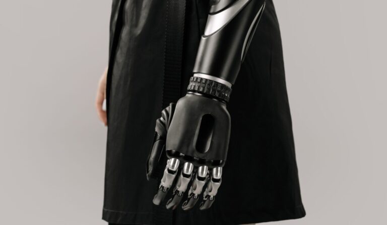 Top 5 Fashion Innovations 2026 — Top 5 Fashion Innovations 2026: Essential Trends — Photo by cottonbro studio on Pexels