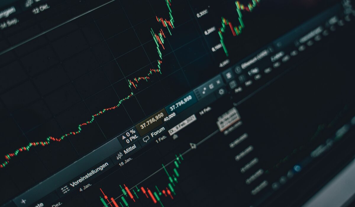Top 5 Investment Opportunities in 2026 — Top 5 Investment Opportunities 2026: Expert Guide — Photo by Alesia Kozik on Pexels