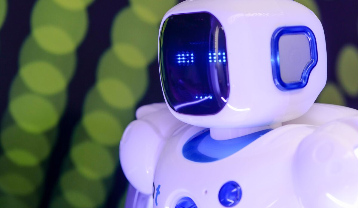 Top 5 Billionaires Shaping Future Innovation 2026 — Top 5 Billionaires Shaping Future Innovation 2026 — Photo by Kindel Media on Pexels