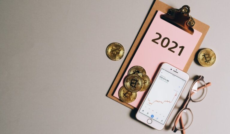 Top 5 Financial Trends Global Markets 2026 — Top 5 Financial Trends Global Markets 2026: Essential Outlook — Photo by Leeloo The First on Pexels