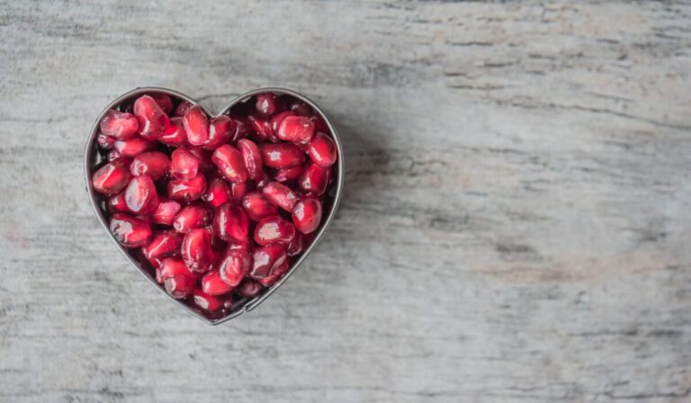 Top 5 Heart-Healthy Foods 2026 — Top 5 Heart-Healthy Foods 2026: Essential Choices — Photo by Jessica Lewis 🦋 thepaintedsquare on Pexels