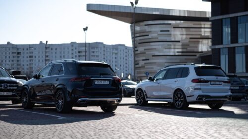 Best Luxury SUV Resale Value 2026 — Best Luxury SUV Resale Value 2026: Top 5 Picks — Photo by Vitali Adutskevich on Pexels