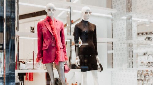 Top 5 Designer Brands Making Headlines 2026 — Top 5 Designer Brands Making Headlines 2026: Expert Picks — Photo by Masood Aslami on Pexels