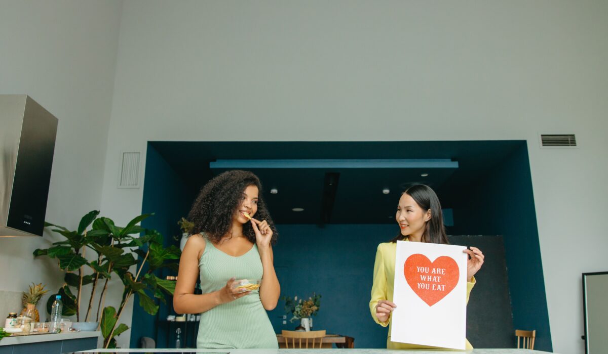 Top 5 Mindful Eating Habits for Better Digestion — Top 5 Mindful Eating Habits for Better Digestion in 2026 — Photo by Yaroslav Shuraev on Pexels