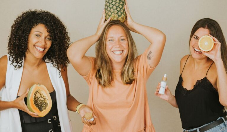 Top Essential Vitamins for Women 2026 — Best Essential Vitamins for Women 2026: Top 5 Picks — Photo by Misolo Cosmetic on Pexels