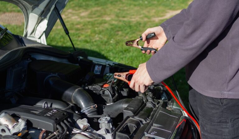 Best Automotive Battery Chargers 2026 — Best Automotive Battery Chargers 2026: Ultimate Guide — Photo by Daniel @ bestjumpstarterreview.com on Pexels