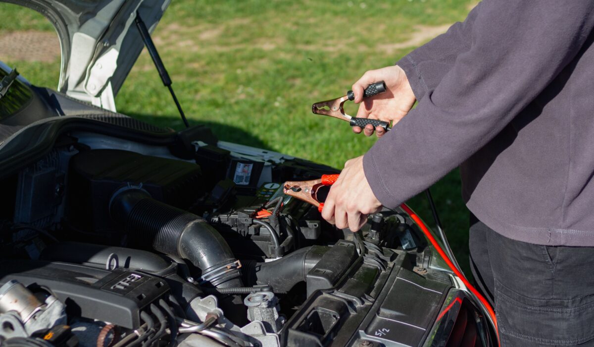 Best Automotive Battery Chargers 2026 — Best Automotive Battery Chargers 2026: Ultimate Guide — Photo by Daniel @ bestjumpstarterreview.com on Pexels