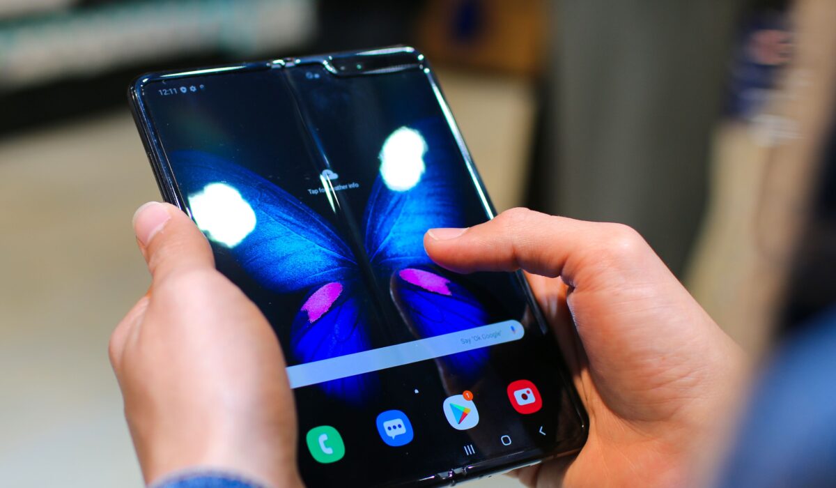 Best Foldable Phones 2026 — Best Foldable Phones 2026: Top 5 Picks — Photo by Zana Latif on Pexels