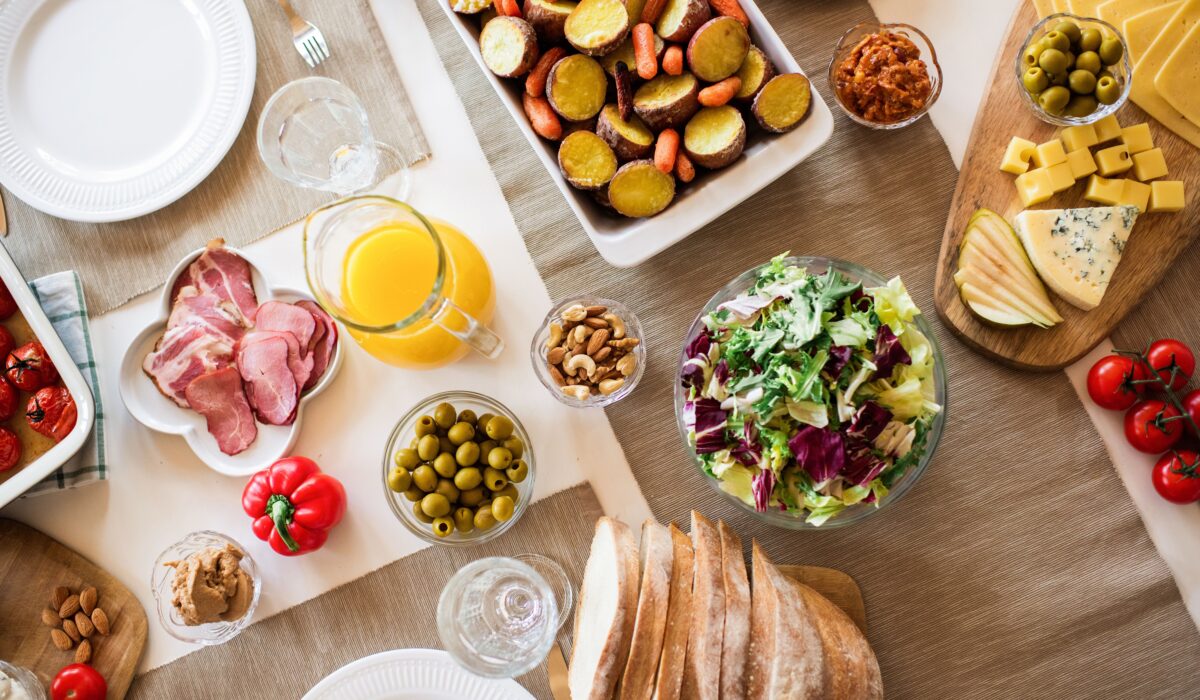 Healthy Eating Habits 2026 — Healthy Eating Habits 2026: 7 Essential Tips — Photo by Alexy Almond on Pexels