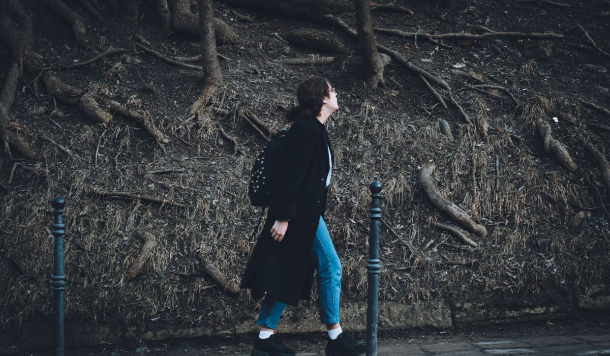 Top 5 Benefits of Walking Daily 2026 — Top 5 Benefits of Walking Daily 2026: Essential Health — Photo by Iren Fedo on Pexels