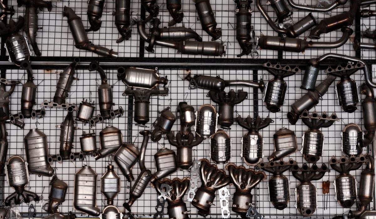 Automotive Catalytic Converters 2026 — Automotive Catalytic Converters 2026: Complete Guide — Photo by Engin Akyurt on Pexels